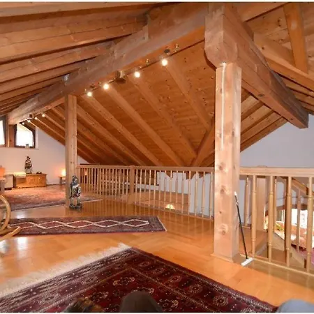 Begum's Palace In Munich - 120qm Of Spacious Elegance אונטרהאכינג